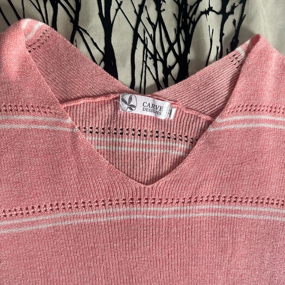 Carve Designs Zella pink pullover sweater, organic cotton, white stripes, medium - Picture 7 of 16
